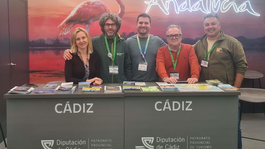 Turismo.- La provincia de Cádiz se promociona como destino de turismo ornitológico en una feria en Monfragüe