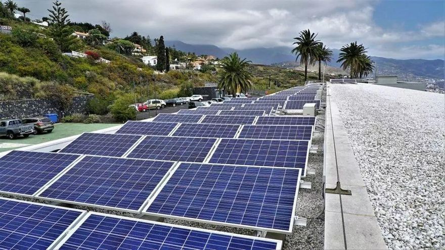 El autoconsumo supera ya la potencia de todas las nucleares pese al frenazo de los últimos meses