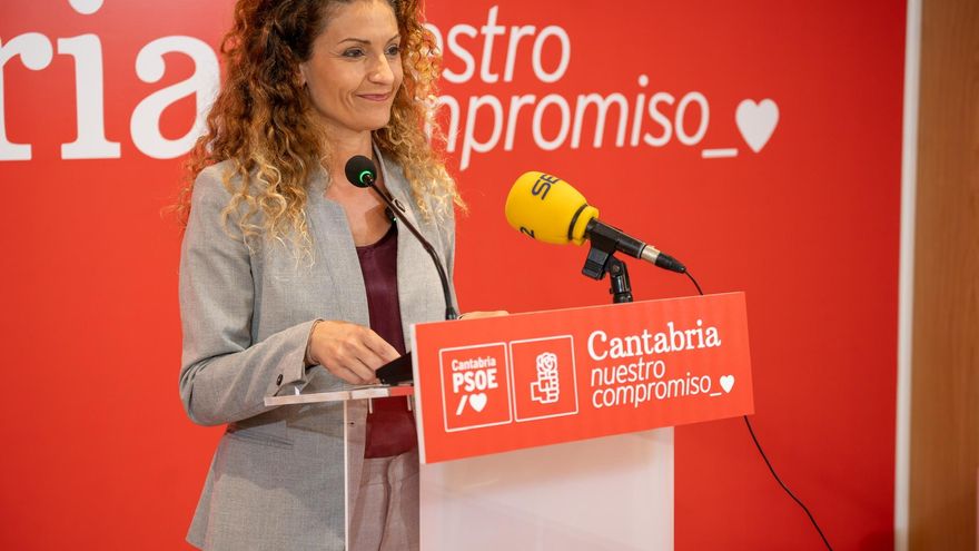 La portavoz de la Comisión Ejecutiva Autonómica del PSOE de Cantabria, Ainoa Quiñones