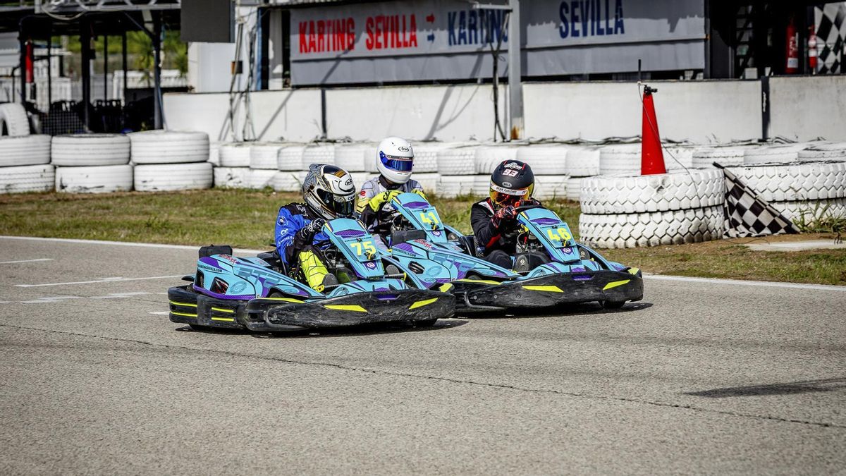 Álvaro Carrión (izquierda), en una batalla en la RKS