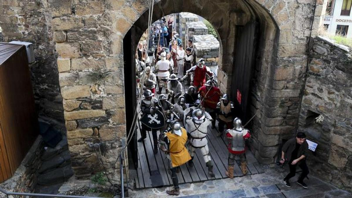 Ponferrada celebra la octava recreación de la batalla de los irmandiños. 