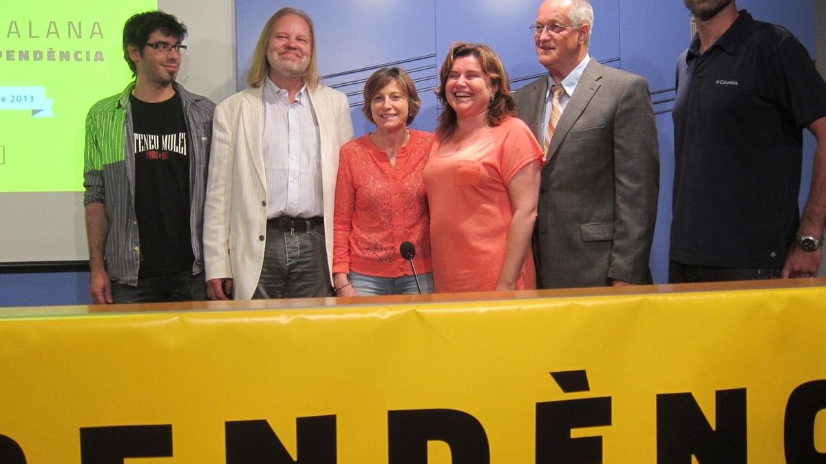 Los independentistas catalanes preparan una cadena humana de 400 kilómetros para el 11 de septiembre