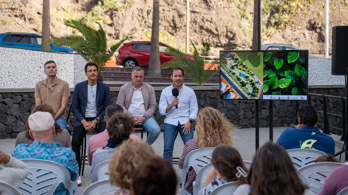 Transición Ecológica presenta a los vecinos de Tazacorte el proyecto del refugio climático del Puerto