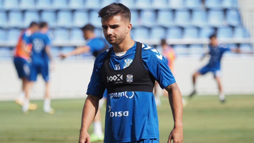 El Puente Genil ficha talento de Segunda y Lucena incorpora a dos hermanos