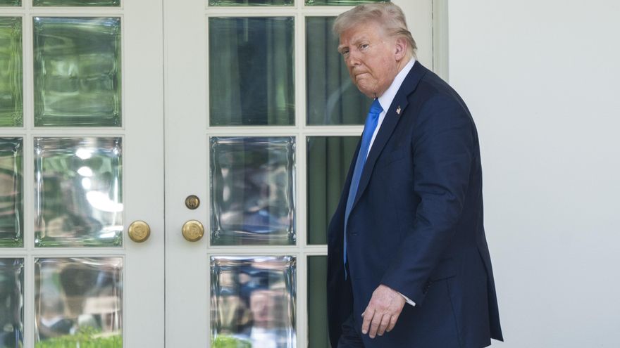 Trump insiste en eliminar la exención de impuestos de Harvard