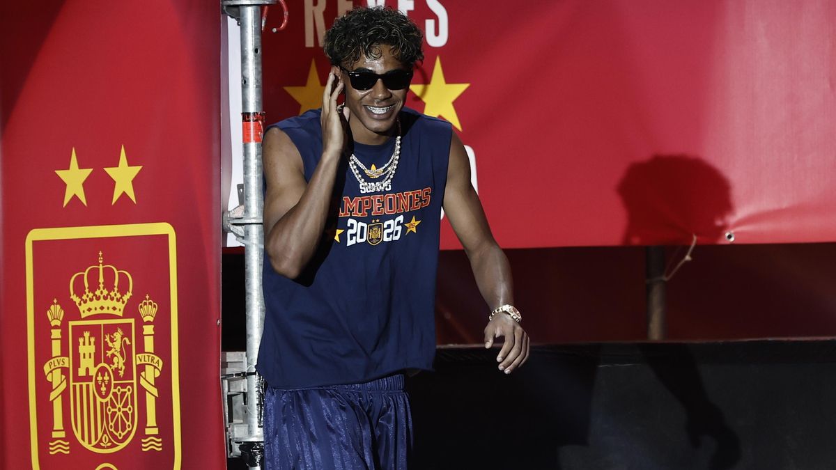 ‘Mi gran noche’, ‘Ni borracho’ o ‘NUEVAYoL’: las canciones que eligieron los jugadores para celebrar el Mundial en Cibeles