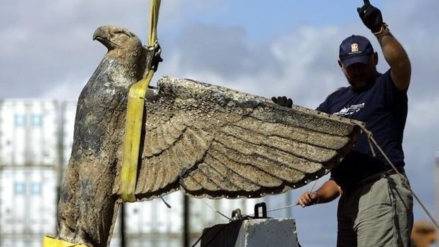 El águila nazi recuperada del pecio del Almirante Graf Spee, hundido en el Río de la Plata en 1939.