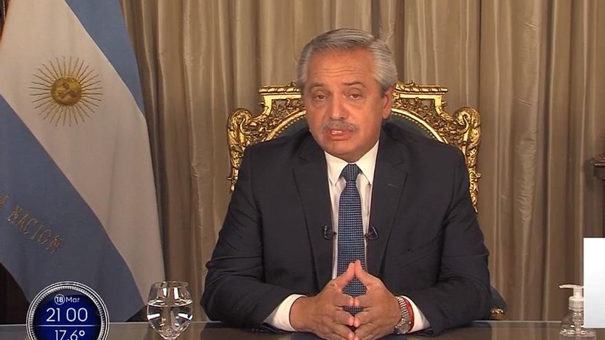 Fernández justificó la escasez de vacunas y advirtió sobre una segunda ola de covid