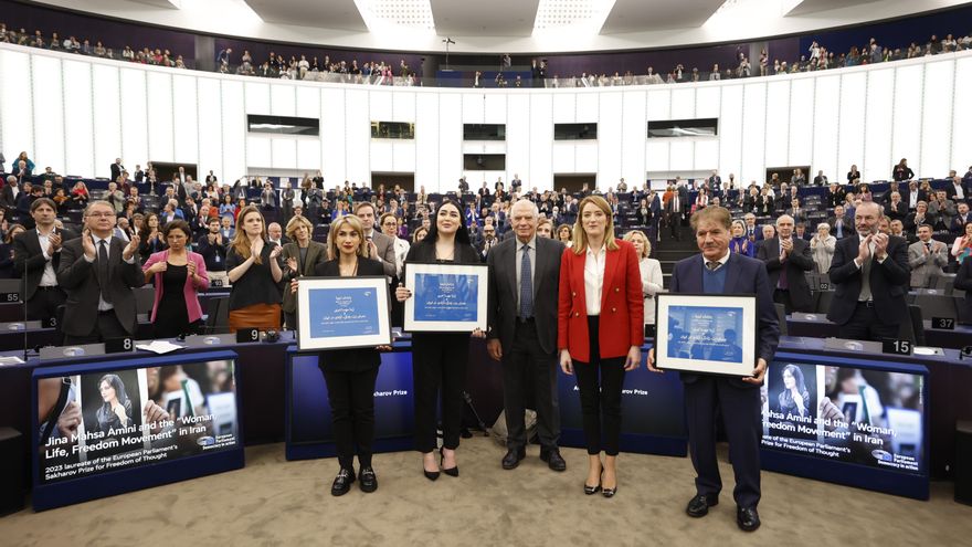 "Estamos luchando por la libertad": el grito de las mujeres iraníes en el Parlamento Europeo