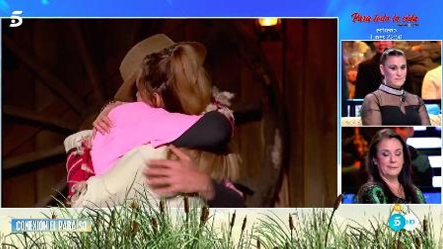 Dani y Bea se abrazan en 'Peadilla en El Paraíso'
