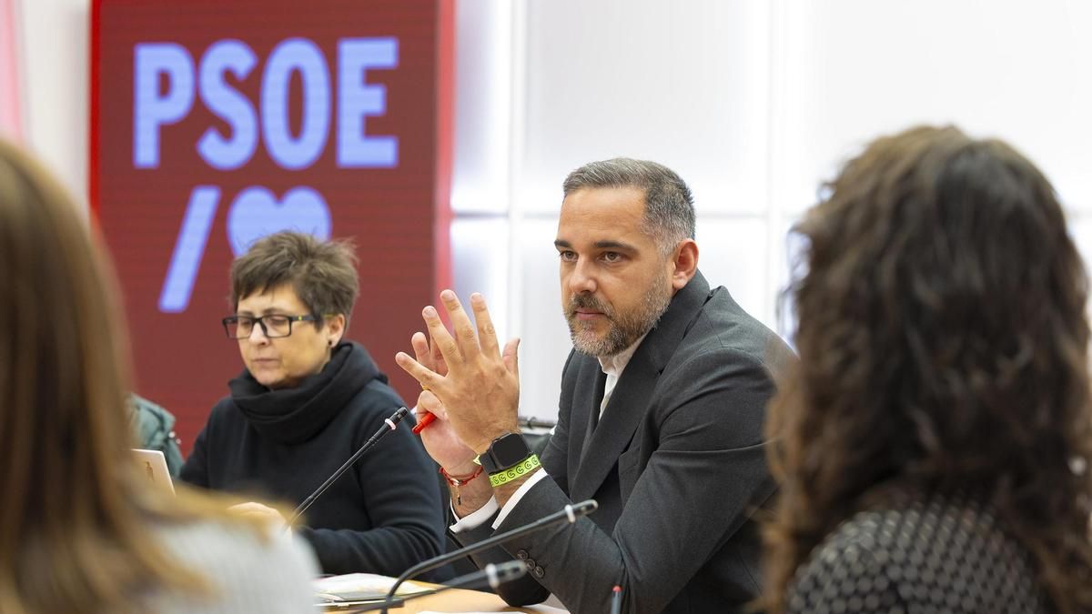 El PSOE lleva al Senado la situación del transporte sanitario en Canarias y pide escuchar a sus trabajadores