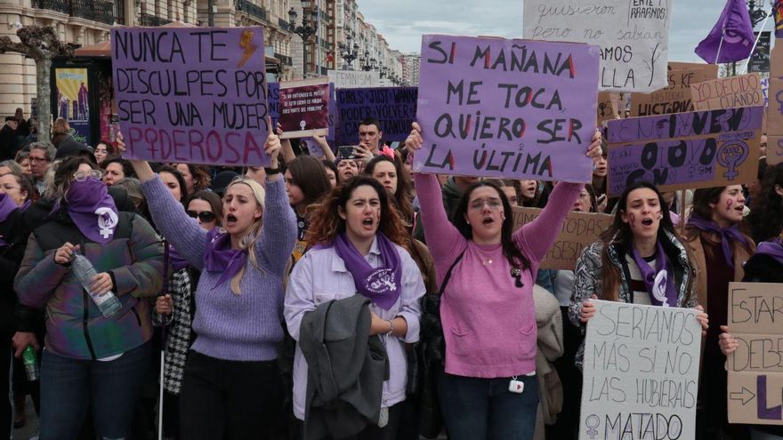 La Comisión 8M llama a participar en la manifestación de la mujer porque sus derechos "siempre están amenazados"