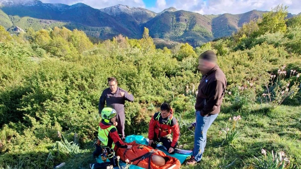 Rescatada una mujer que resultó herida mientras realizaba una ruta por el pico Gilbo en Riaño
