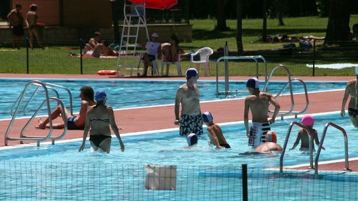 Contratados por 1,2 millones una amplia reforma de las piscinas de verano de La Palomera tras 1,3 de sus vestuarios