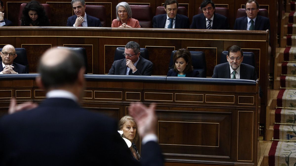 Rajoy replica a Rubalcaba que "la medicina que mató la economía española" fue la de los socialistas