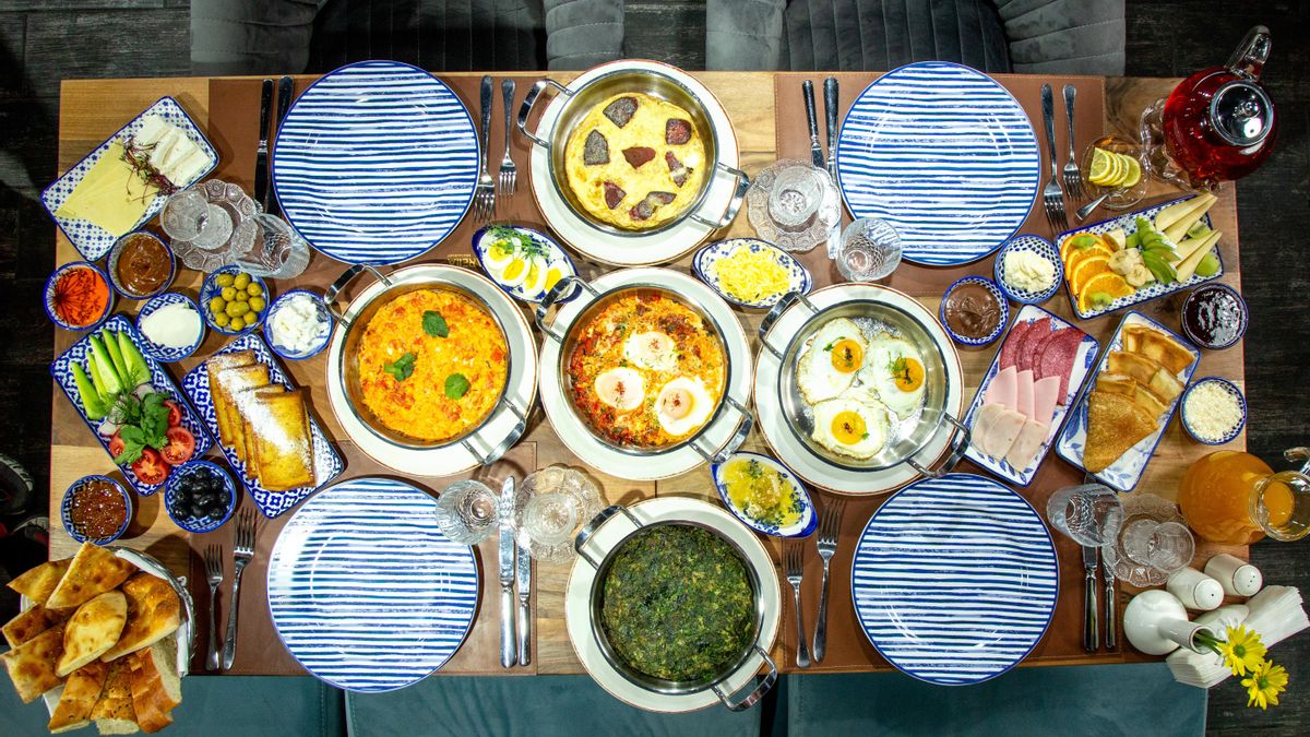 Tres platos principales para celebrar el Año Nuevo y que puedes preparar con antelación