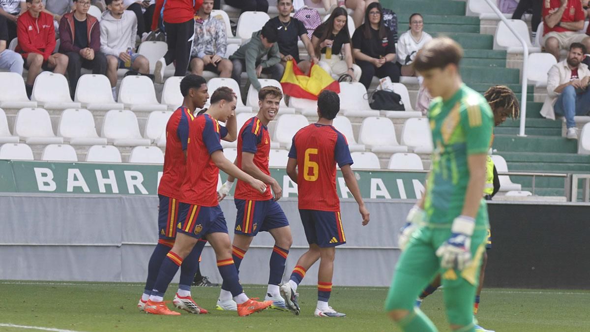 Las imágenes del partido España - Ucrania Sub 17 en El Arcángel