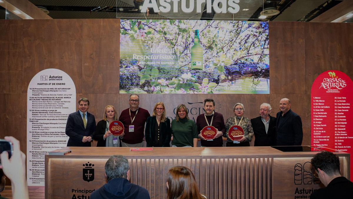 Cuatro restaurantes donde el oficio se sienta a la mesa, reconocidos como Mesas de Asturias