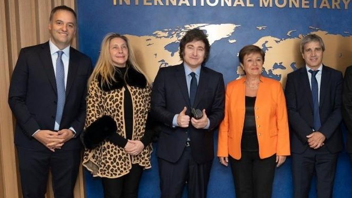 Javier Milei y su comitiva buscan más apoyo del FMI en medio de las turbulencias tras las elecciones bonaerenses y con los comicios legislativos a poco más de un mes.