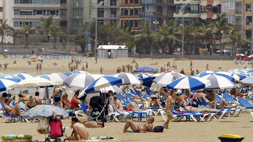 Finaliza la situación de alerta por calor, viento y oleaje en Canarias