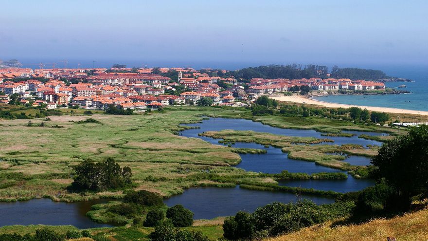 Paisaje del Parque Natural Marismas de Santoña, Victoria y Joyel.