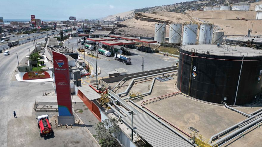 Petroperú en reestructuración por crisis, incluida refinería de 6.000 millones de dólares