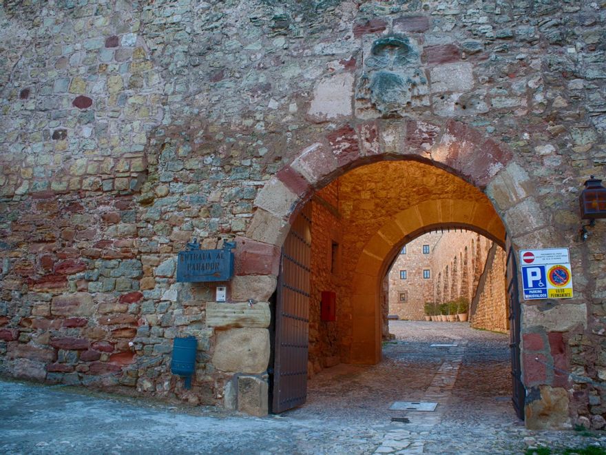 Piedras de Sigüenza. Las viejas murallas guardan un casco histórico lleno de cosas que ver.