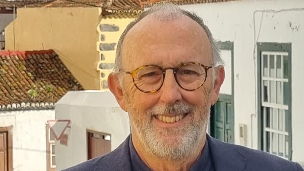 Facundo Daranas presenta su nuevo libro sobre las calles San José y Santa Águeda  de Santa Cruz de La Palma