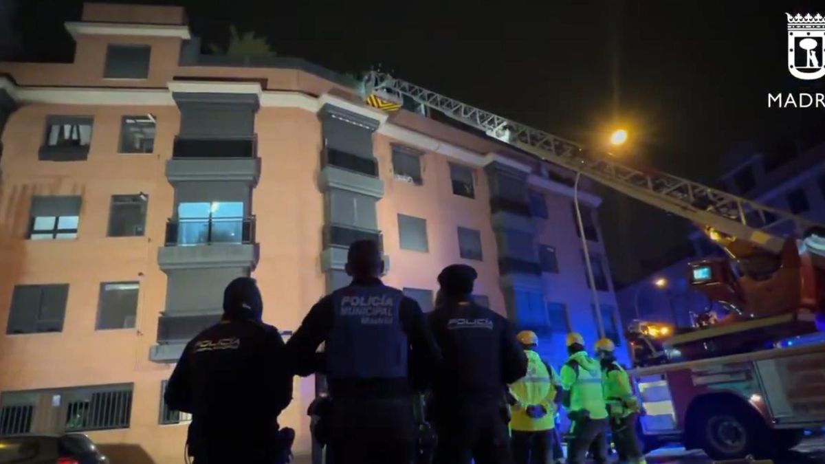 Mueren tres personas en un incendio de una vivienda en Madrid