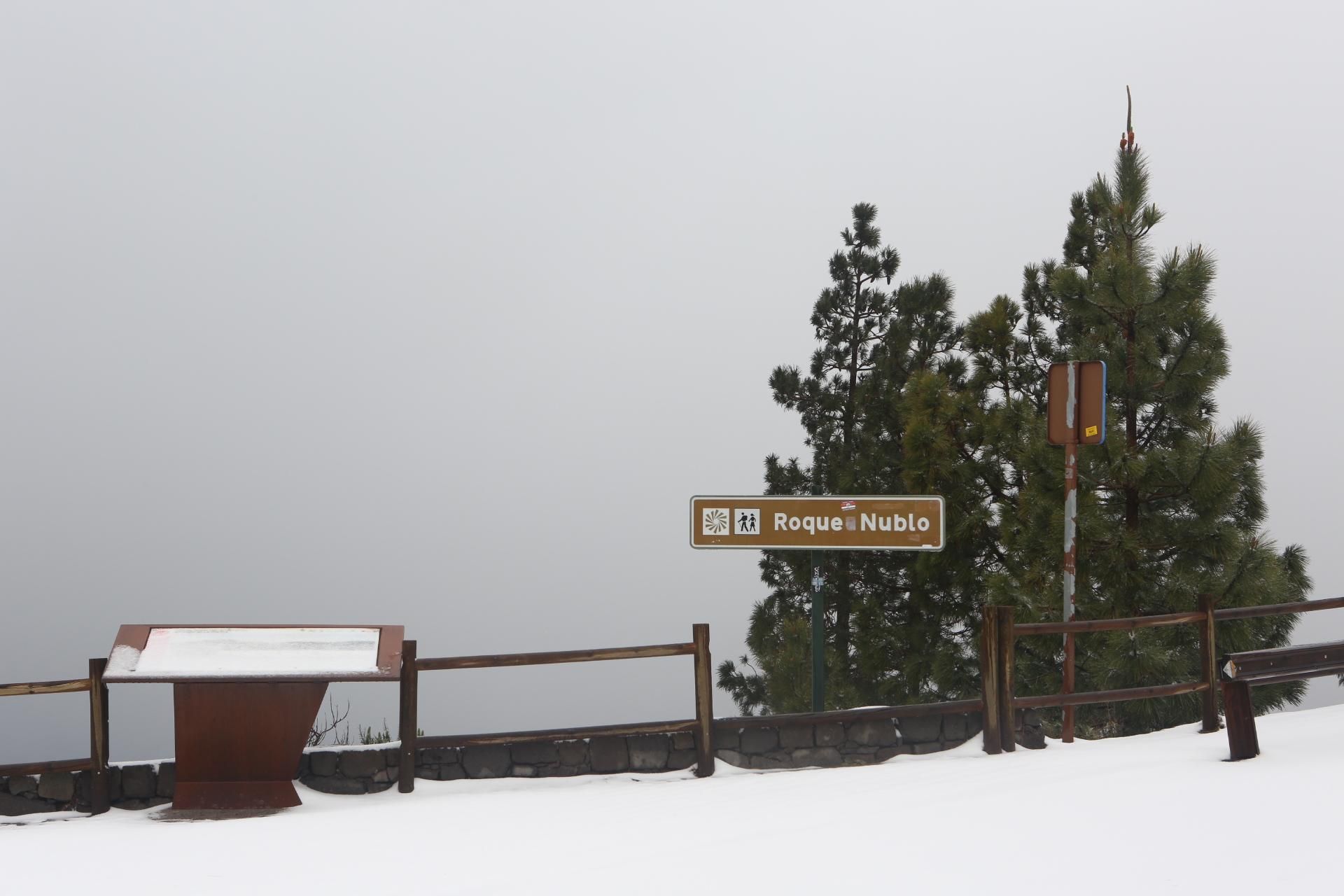 Nieve en el Roque Nublo (ALEJANDRO RAMOS)