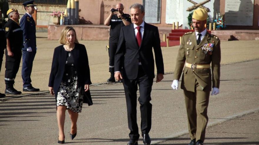 Amparo Valcárce junto a Rodríguez Zapatero.