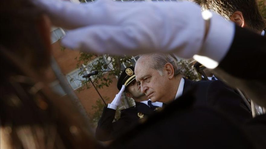 Fernández Díaz dice que Sortu debe agradecer a las FSE que ahora disfrute de la democracia