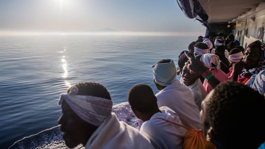 Militantes de extremaderecha ocupan la sede de SOS Méditerranée en Marsella