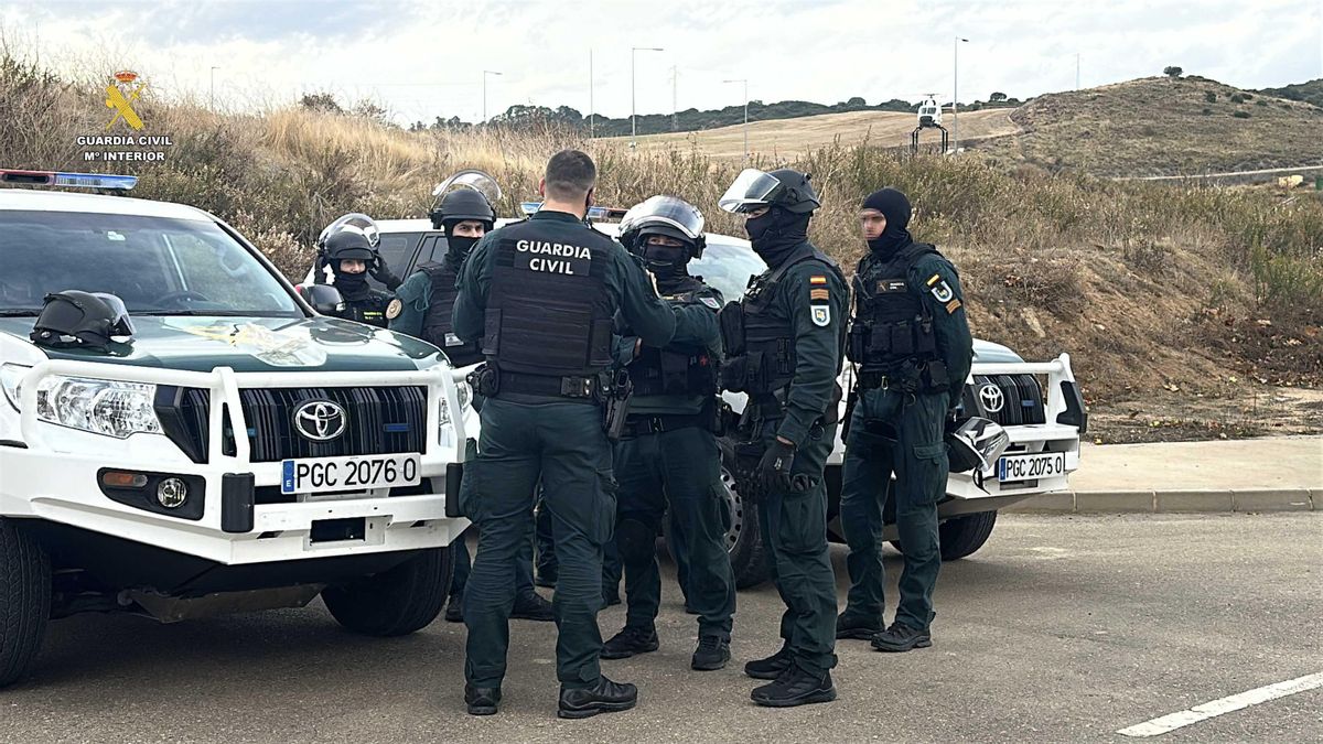 Simulacro de negociación crítica de la Guardia Civil