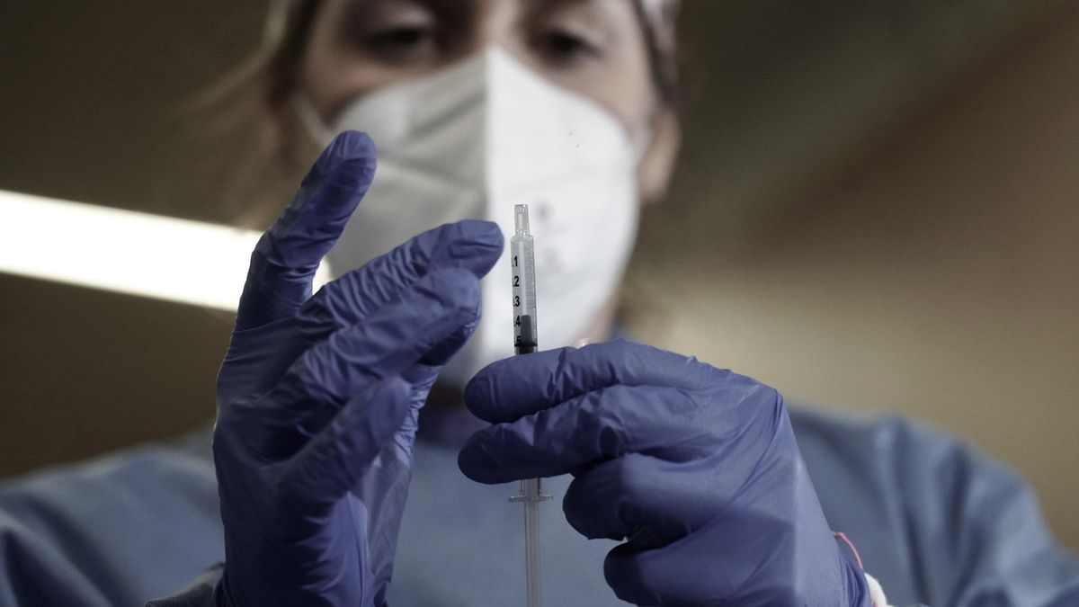 El sindicato de Enfermería SATSE denuncia "abuso" en las contrataciones del Servicio Canario de Salud con sustituciones de solo 15 días