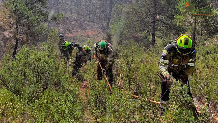 El conflicto se enquista en GEACAM: se formaliza la convocatoria de paros parciales en plena campaña de extinción de incendios