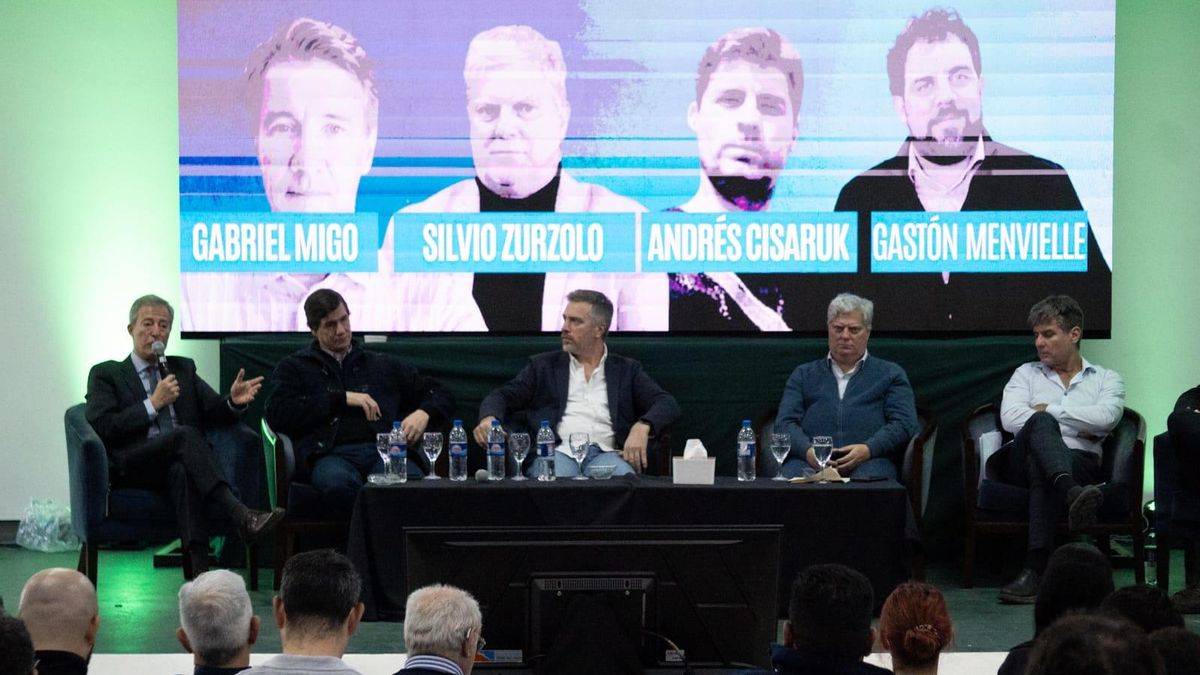 Panel sobre IA.