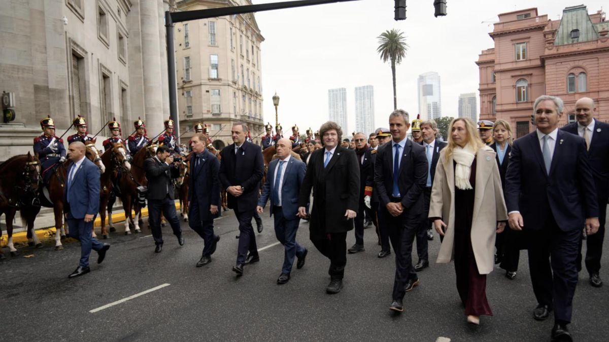 Milei reunió a su Gabinete y buscó mostrar unidad política en el Tedeum