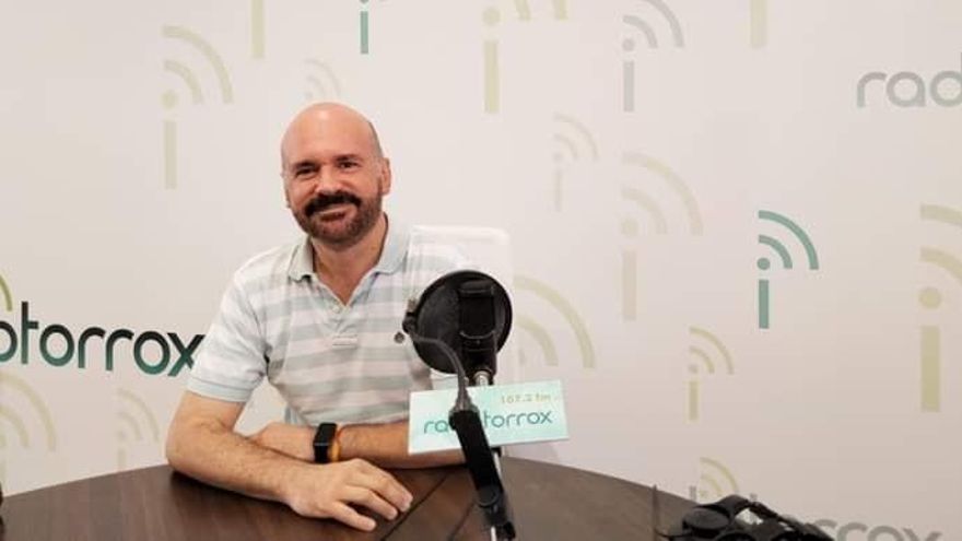 Un concejal del PP califica de “bomba de relojería” a migrantes acogidos en Torrox: “No sabemos si te van a robar un coche”