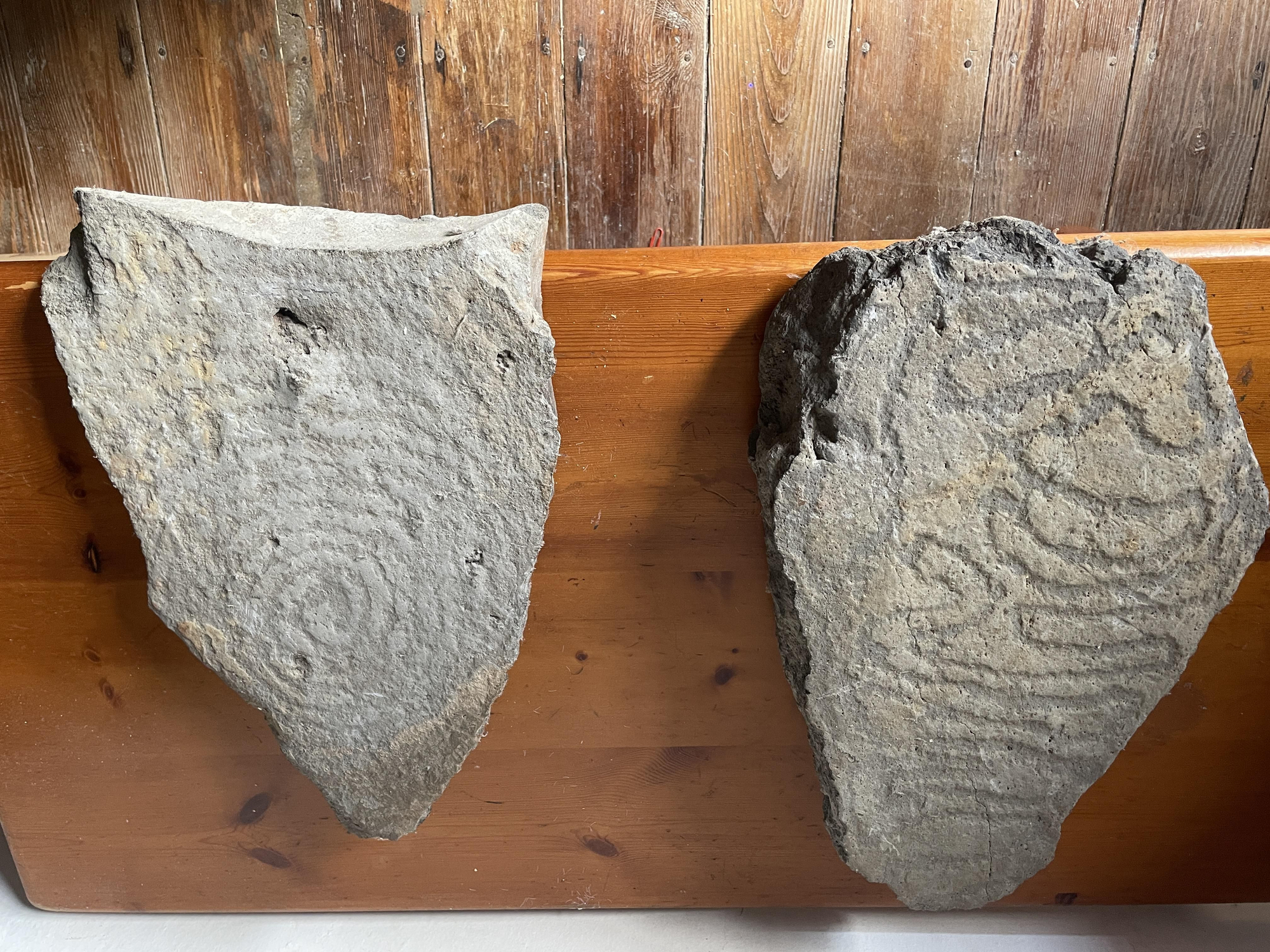 Los dos valiosos grabados rupestres de la cumbre de Garafía. JORGE PAIS