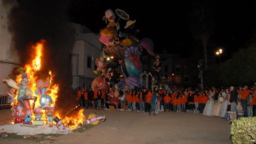 Las Fallas, más allá de la ciudad de València: en septiembre, en octubre o en marzo