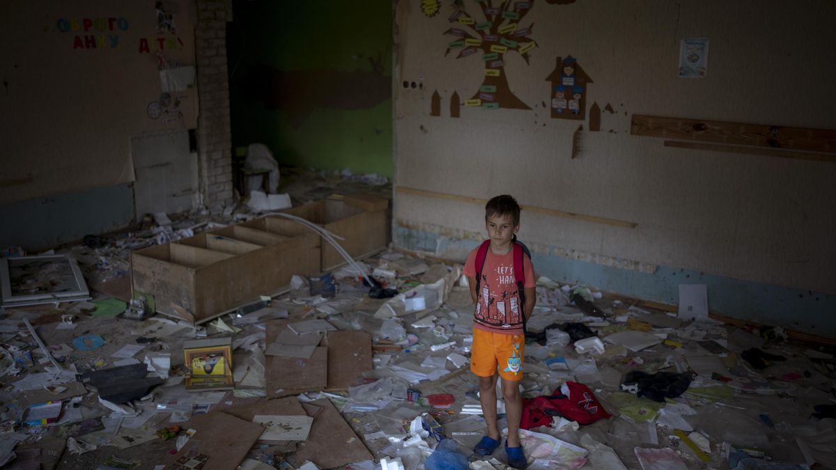 La vuelta al cole en Ucrania, a través de las fotos de Emilio Morenatti