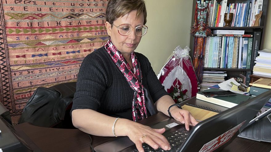 Marruecos introduce el bereber en sus administraciones públicas