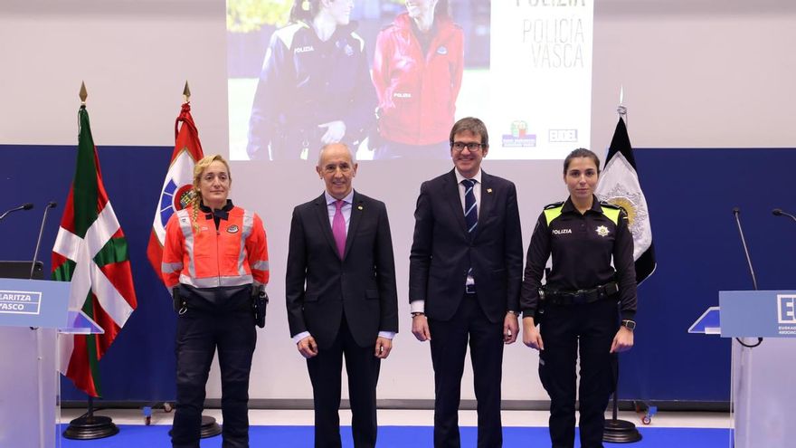 Convocan las primeras oposiciones para la Ertzaintza y la Policía Local sin requisitos de altura mínima para las mujeres