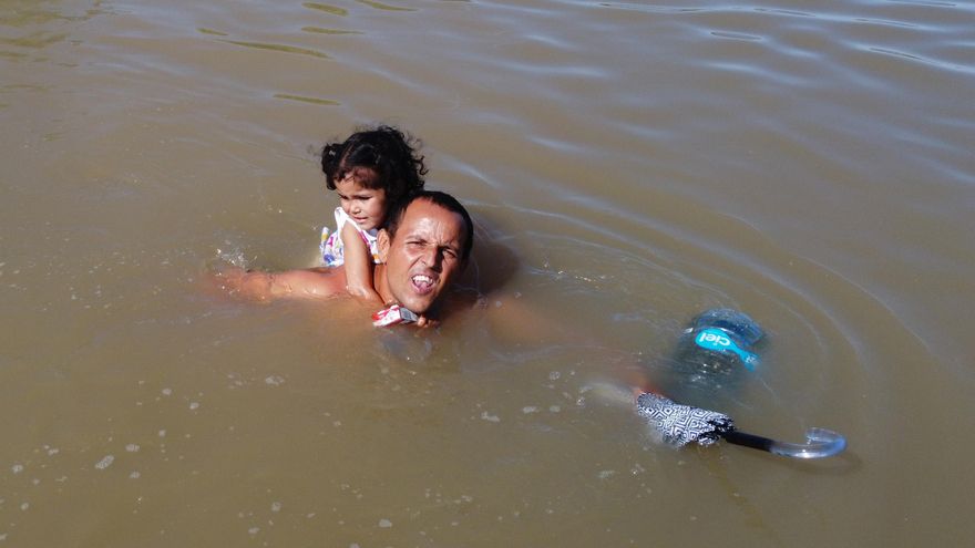 Entrada de campamento migrante a EEUU eleva desesperación por cruzar un crecido río Bravo