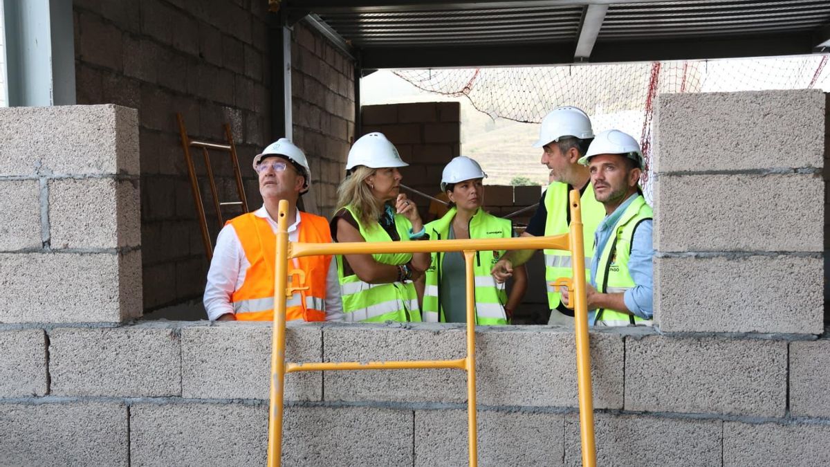 Visita a las obras para dotar a El Paso de nuevas plazas residenciales para personas mayores y dependientes.