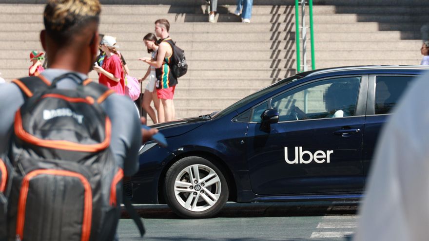 El Constitucional tumba la ley balear que obliga a contratar los VTC con media hora de antelación