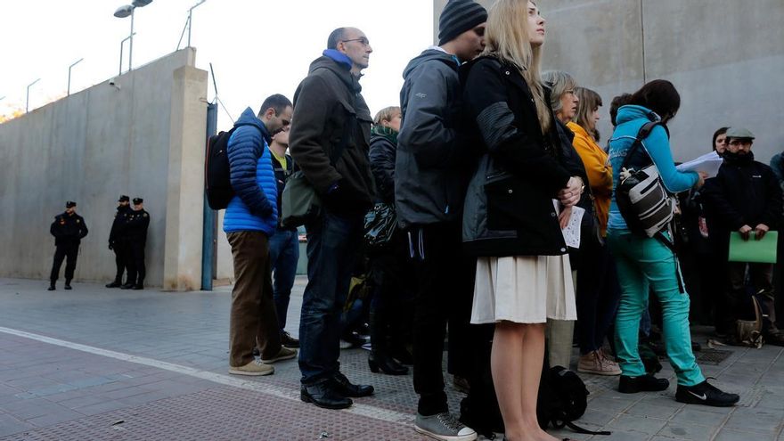 Un juez abre un expediente de control al CIE de Valencia por las denuncias de "espionaje" de las ONG