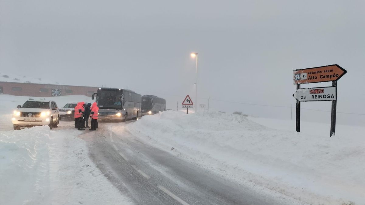 Acceso a la estación de esquí de Alto Campoo