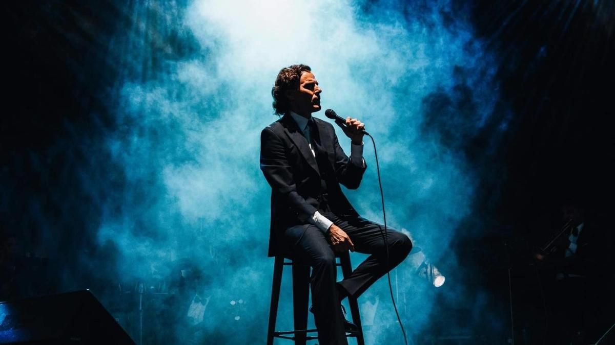 El Gobierno de Almeida programa un tributo a Julio Iglesias a cargo de un extorero para las fiestas de Chamartín